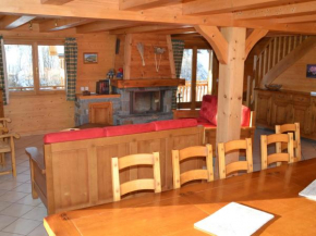 Chalet spacieux 14 pers. près des pistes, parking privé - FR-1-467-64